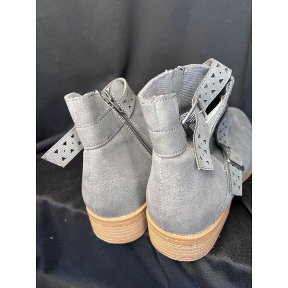 American Eagle ankle boots, grey, women's size 9.5, Pre-Owned Great Condition - Picture 6 of 16